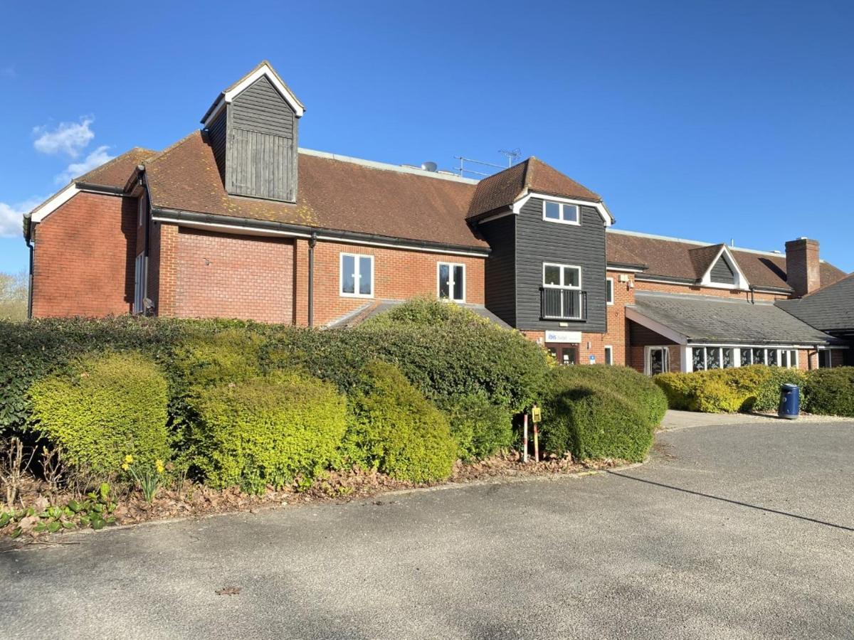 Ibis Budget Stansted Bishops Stortford Birchanger Εξωτερικό φωτογραφία